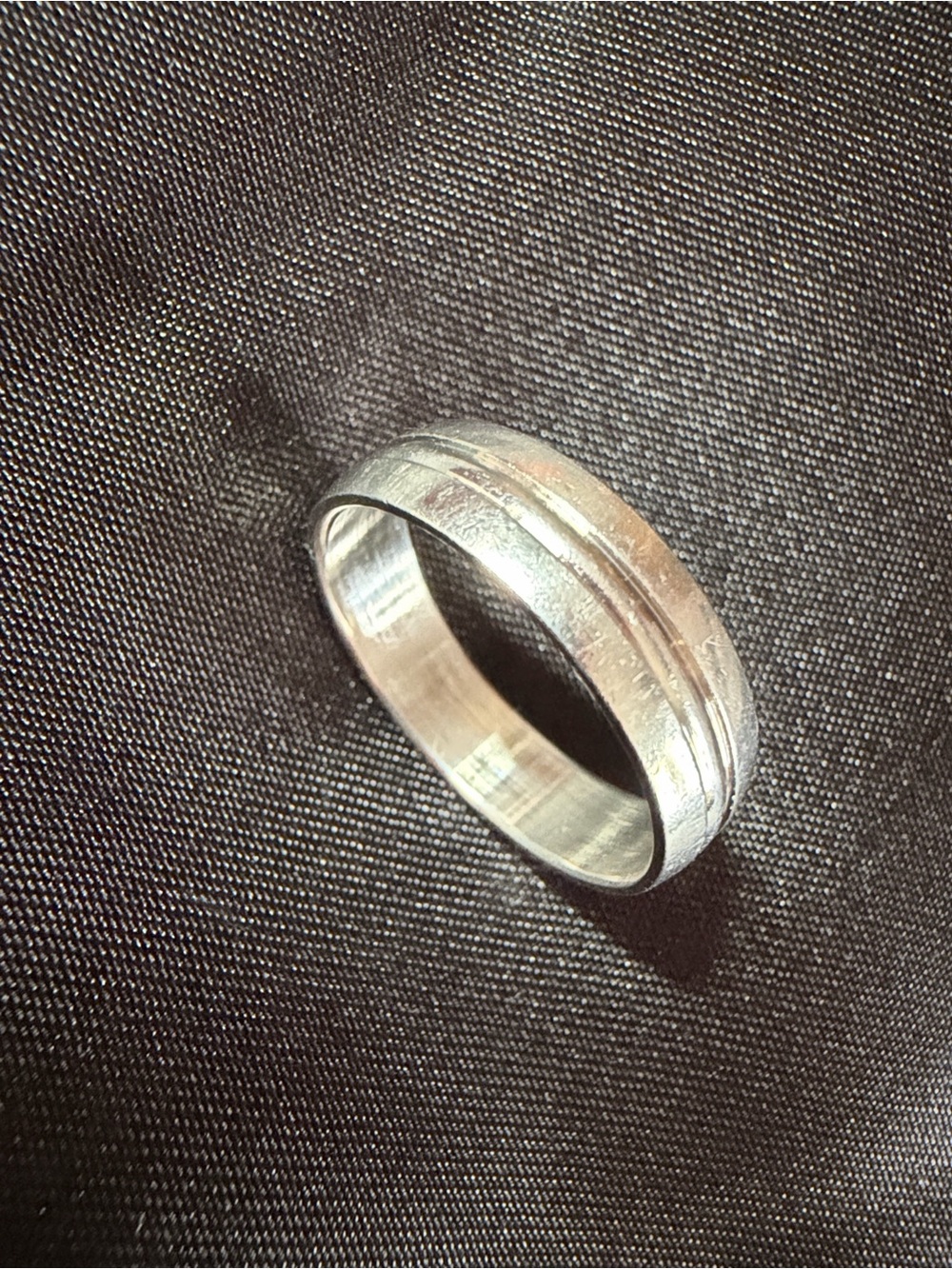Vintage Men's Minimalist Wedding Band Size 11
